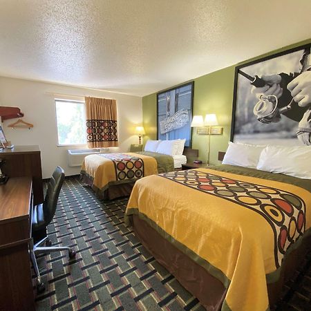 Отель Super 8 By Wyndham Newport News/Jefferson Ave. Экстерьер фото