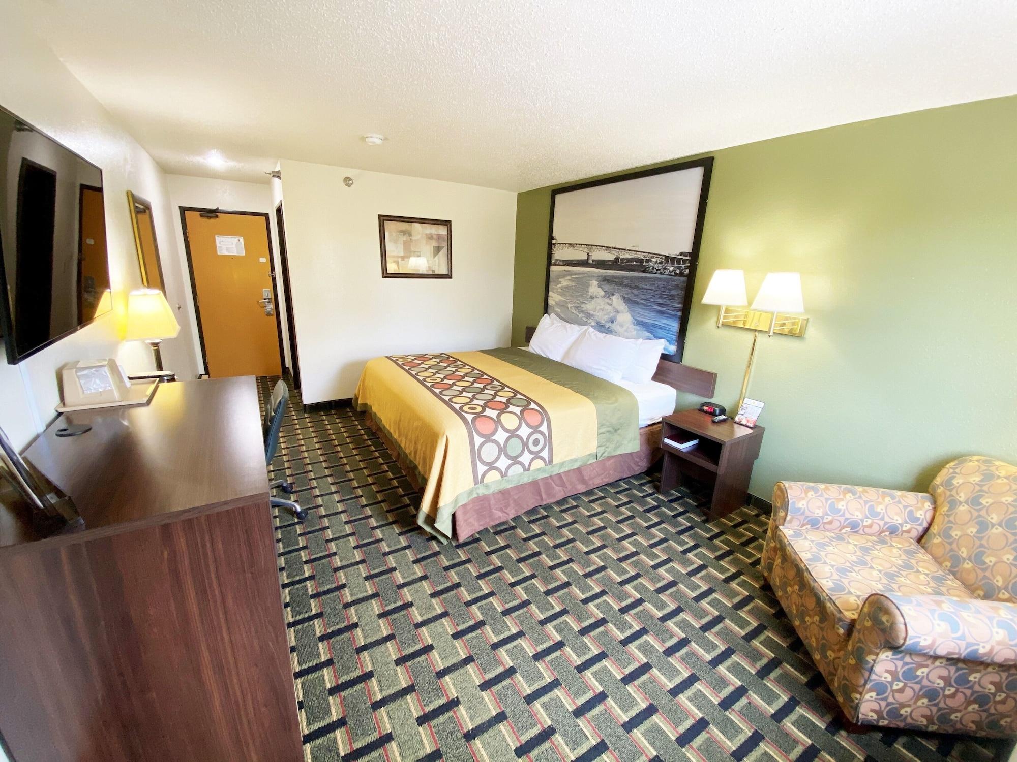 Отель Super 8 By Wyndham Newport News/Jefferson Ave. Экстерьер фото