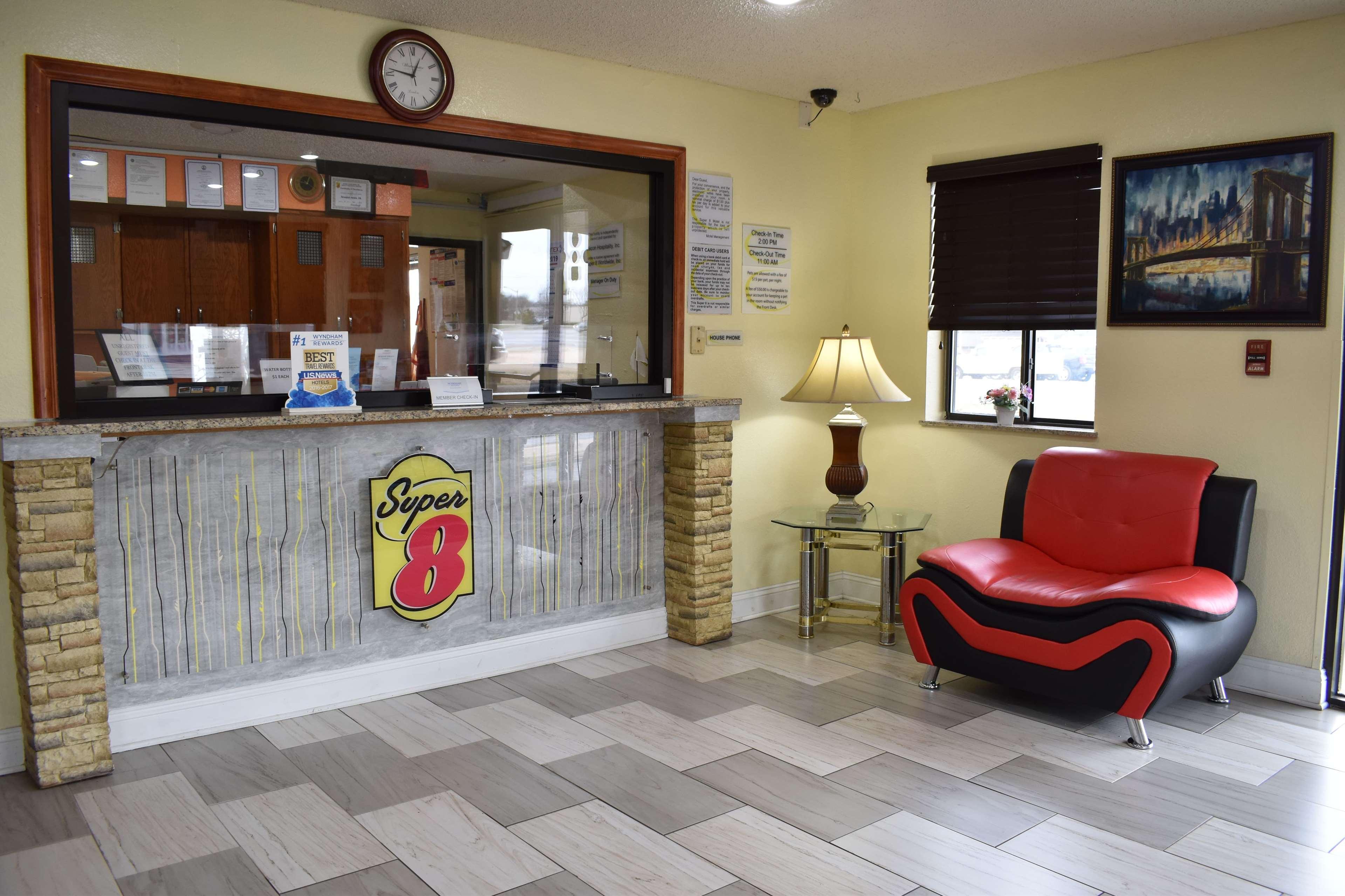 Отель Super 8 By Wyndham Newport News/Jefferson Ave. Экстерьер фото